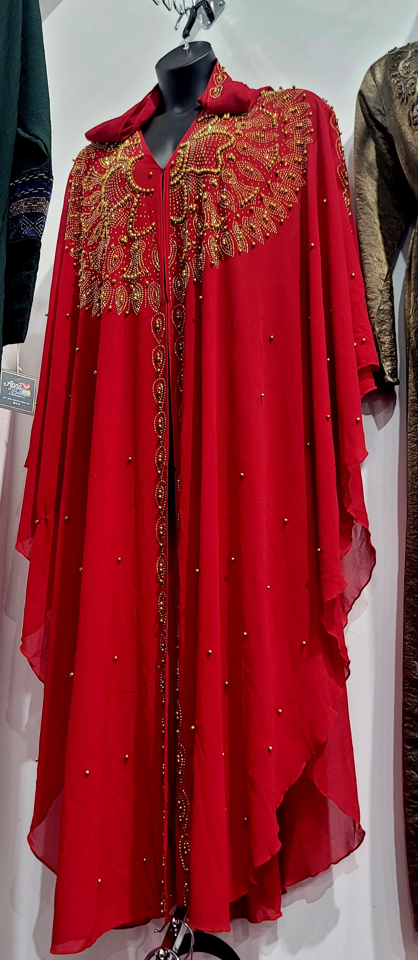 Fancy Abaya, Upper